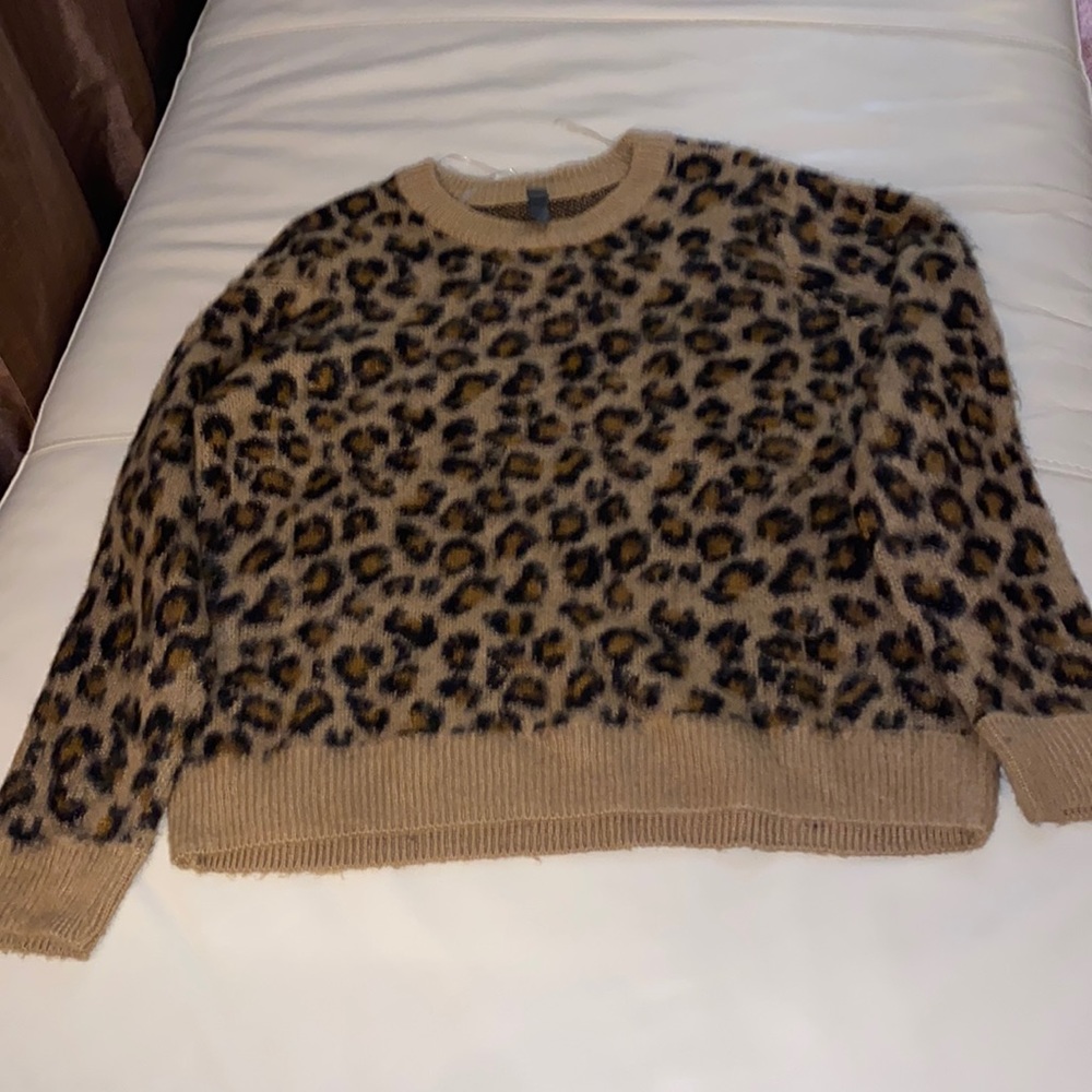 Leopard print sweater